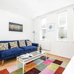 Perfect Centre Location - Historic Albion Mews Chester